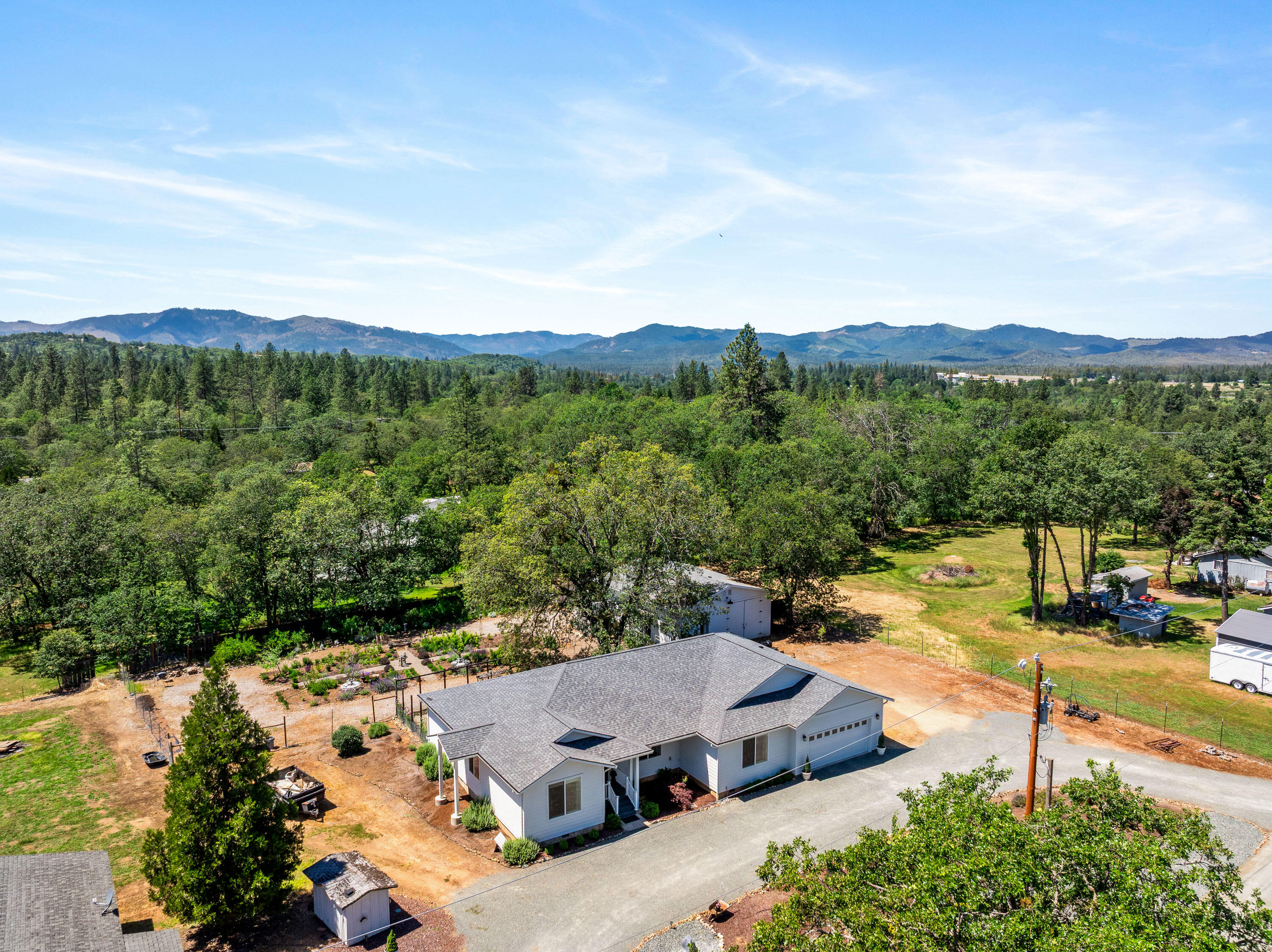 3151 Camp Joy Road Grants Pass, OR 97526 - Photo 32 of 63 07-DRONE (7 of 7)