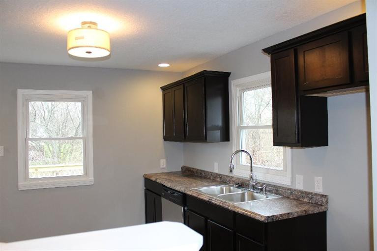 1309 Central Row Road Elsmere, KY 41018 - Photo 3 of 13