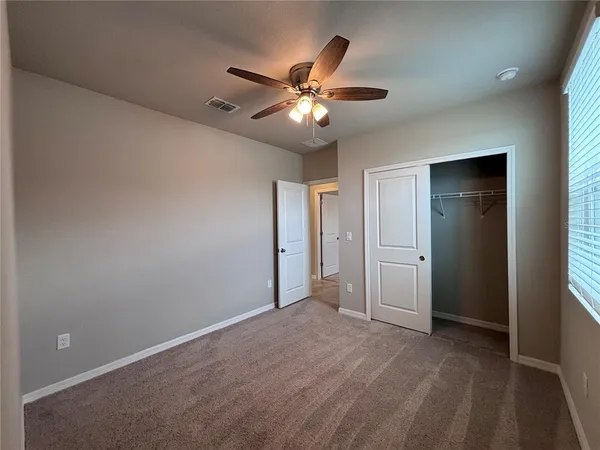 $2,700 | 7009 Feather River Place, Parrish, FL 34219