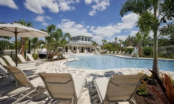 $2,700 | 7009 Feather River Place, Parrish, FL 34219