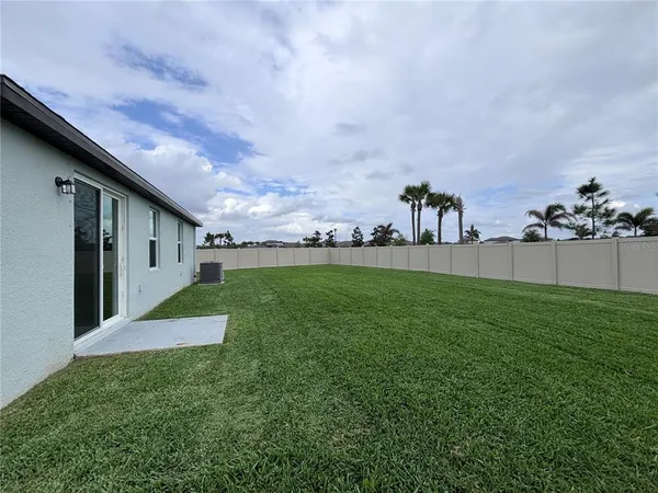 $2,700 | 7009 Feather River Place, Parrish, FL 34219