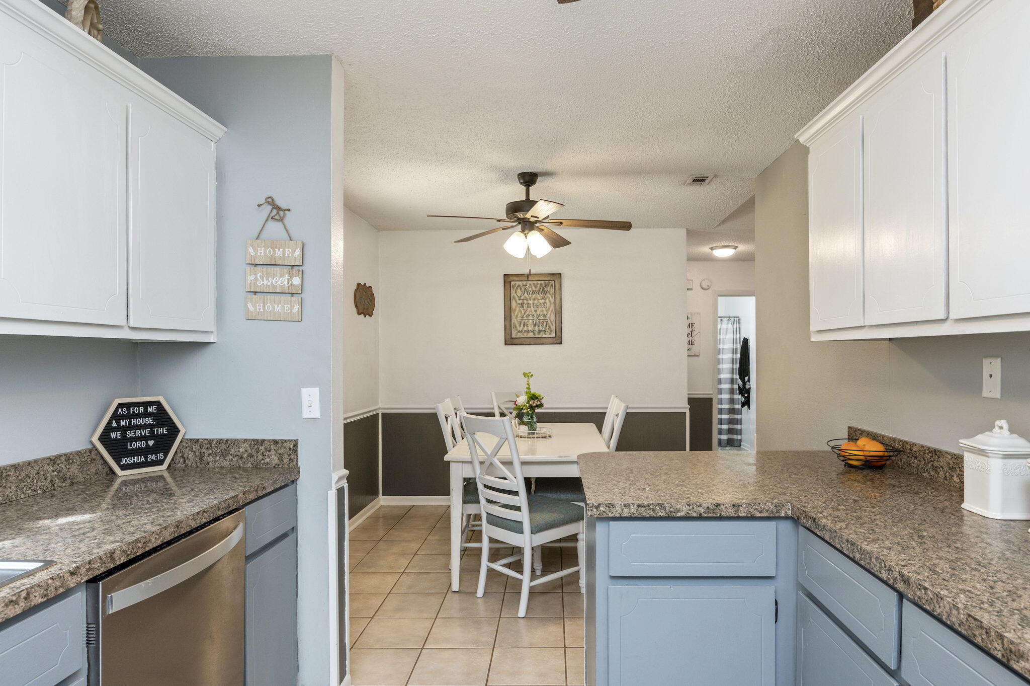 309 Springwood Circle Crestview, FL 32536 - Photo 25 of 37 25-web-or-mls-309 Springwood Circle-22