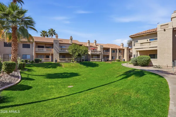 $270,000 | 930 North Mesa Drive, Unit 1063, Mesa, AZ 85201