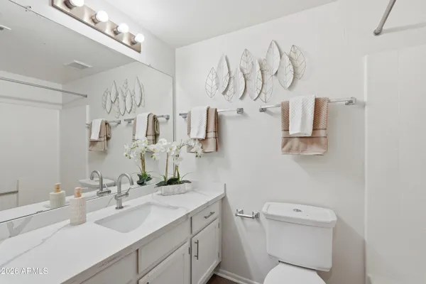 $270,000 | 930 North Mesa Drive, Unit 1063, Mesa, AZ 85201