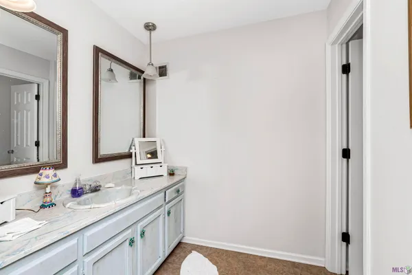 $475,000 | 2215 False River Drive, Unit 10, New Roads, LA 70760
