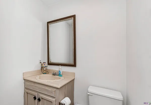 $475,000 | 2215 False River Drive, Unit 10, New Roads, LA 70760