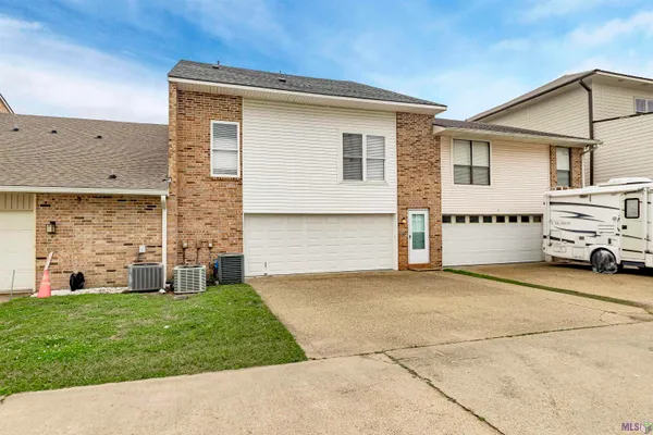 $475,000 | 2215 False River Drive, Unit 10, New Roads, LA 70760