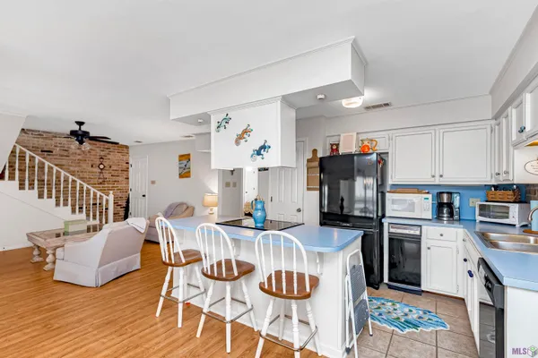 $475,000 | 2215 False River Drive, Unit 10, New Roads, LA 70760