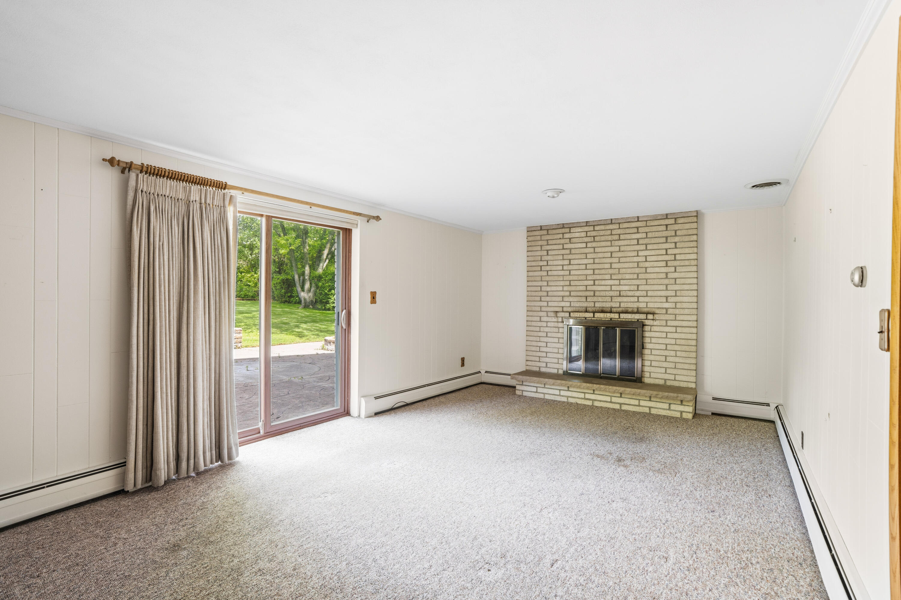 4514 Ridgecrest Drive Mount Pleasant, WI 53403 - Photo 13 of 29 FR w/ Brick Ffireplace