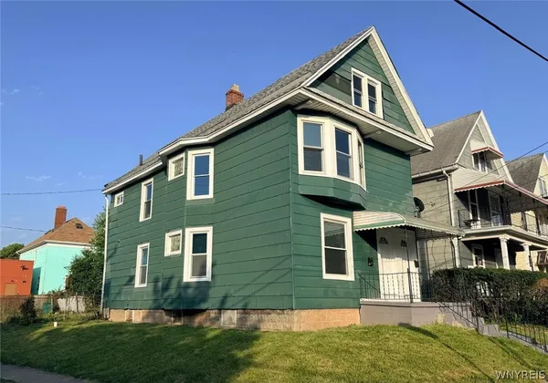 $199,900 | 63 Hartman Place, Buffalo, NY 14207