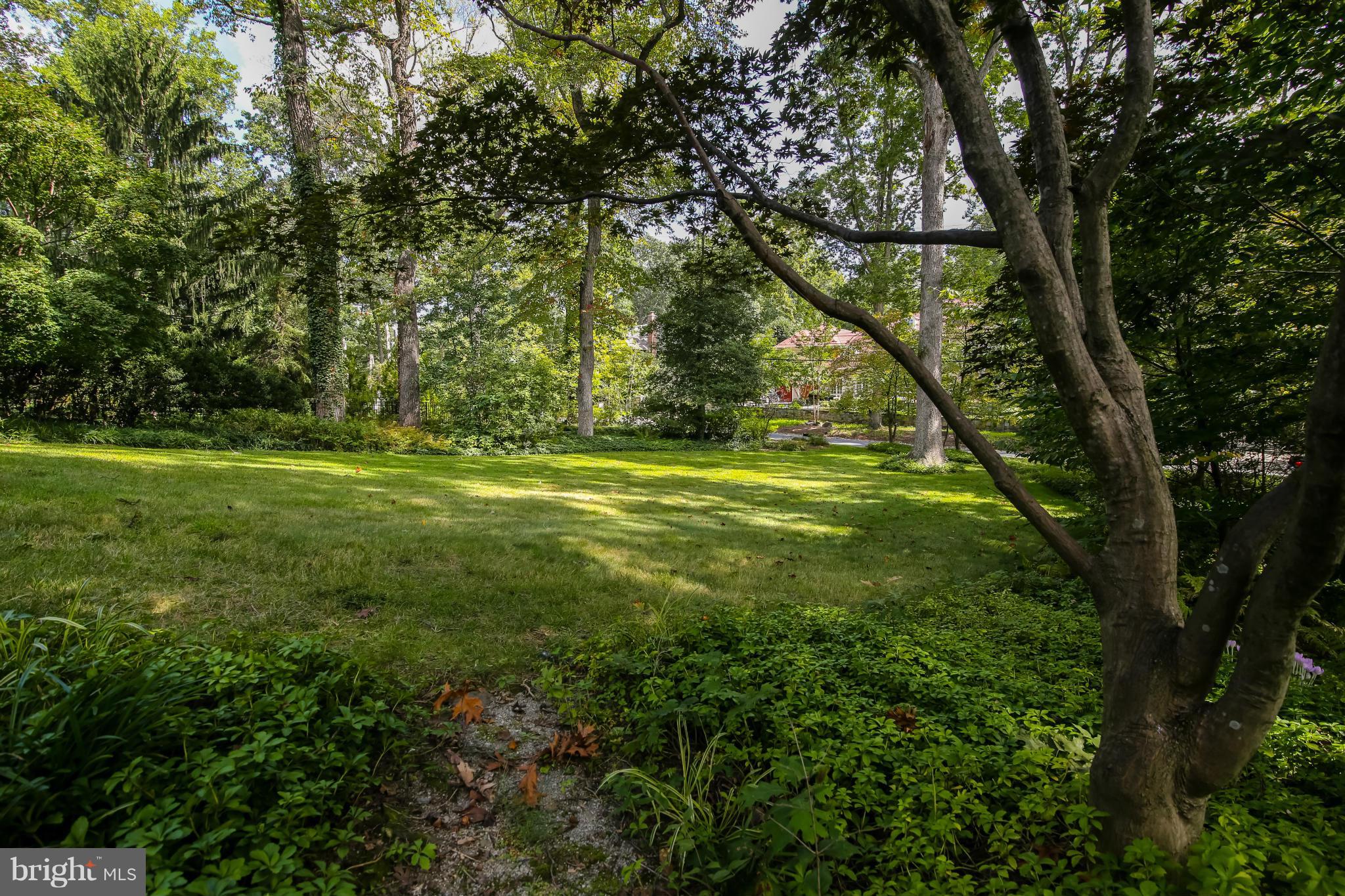 9108 Burning Tree Road Bethesda, MD 20817 - Photo 2 of 18 Exterior (General)