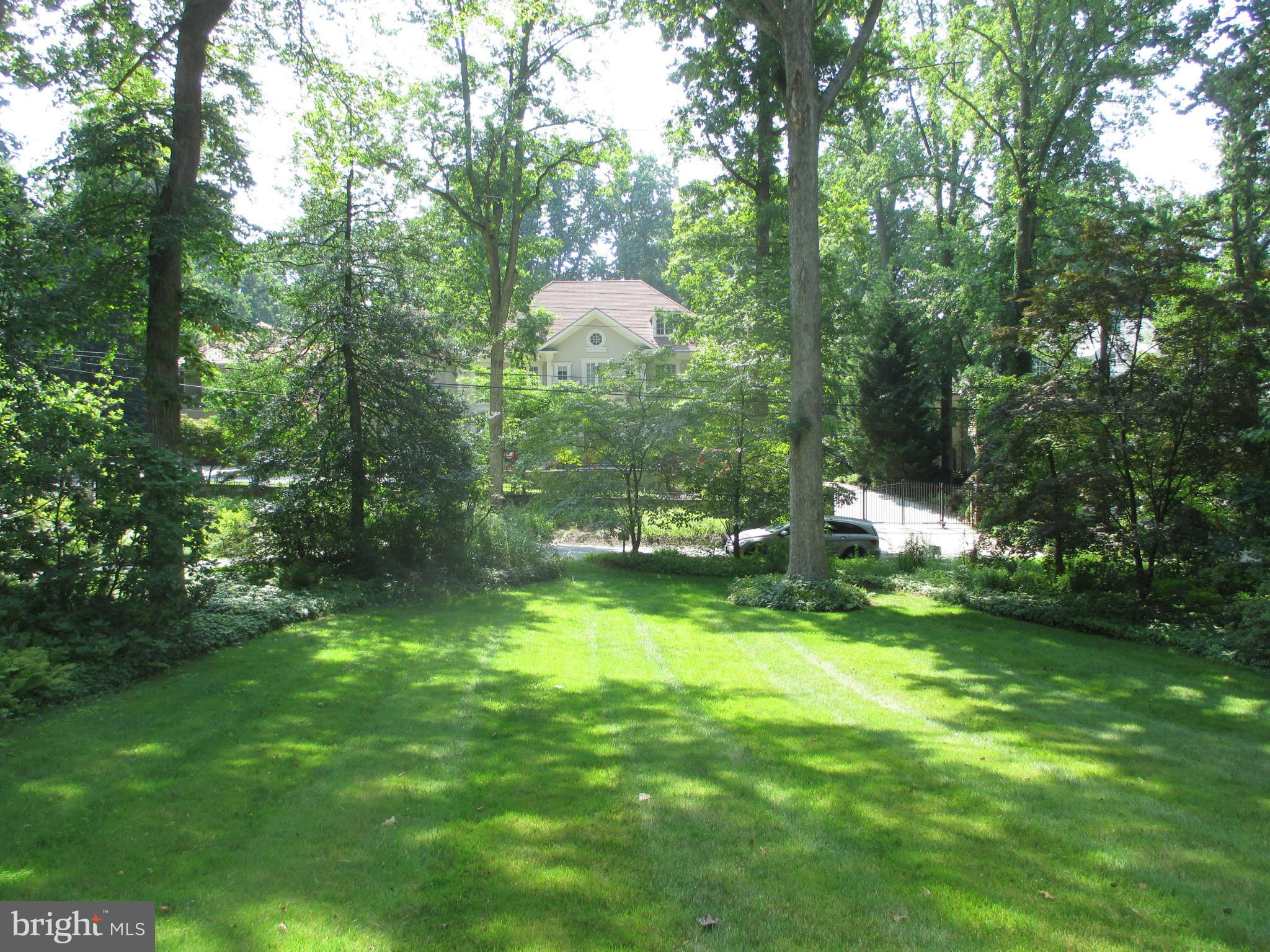 9108 Burning Tree Road Bethesda, MD 20817 - Photo 13 of 18 Exterior (Front)