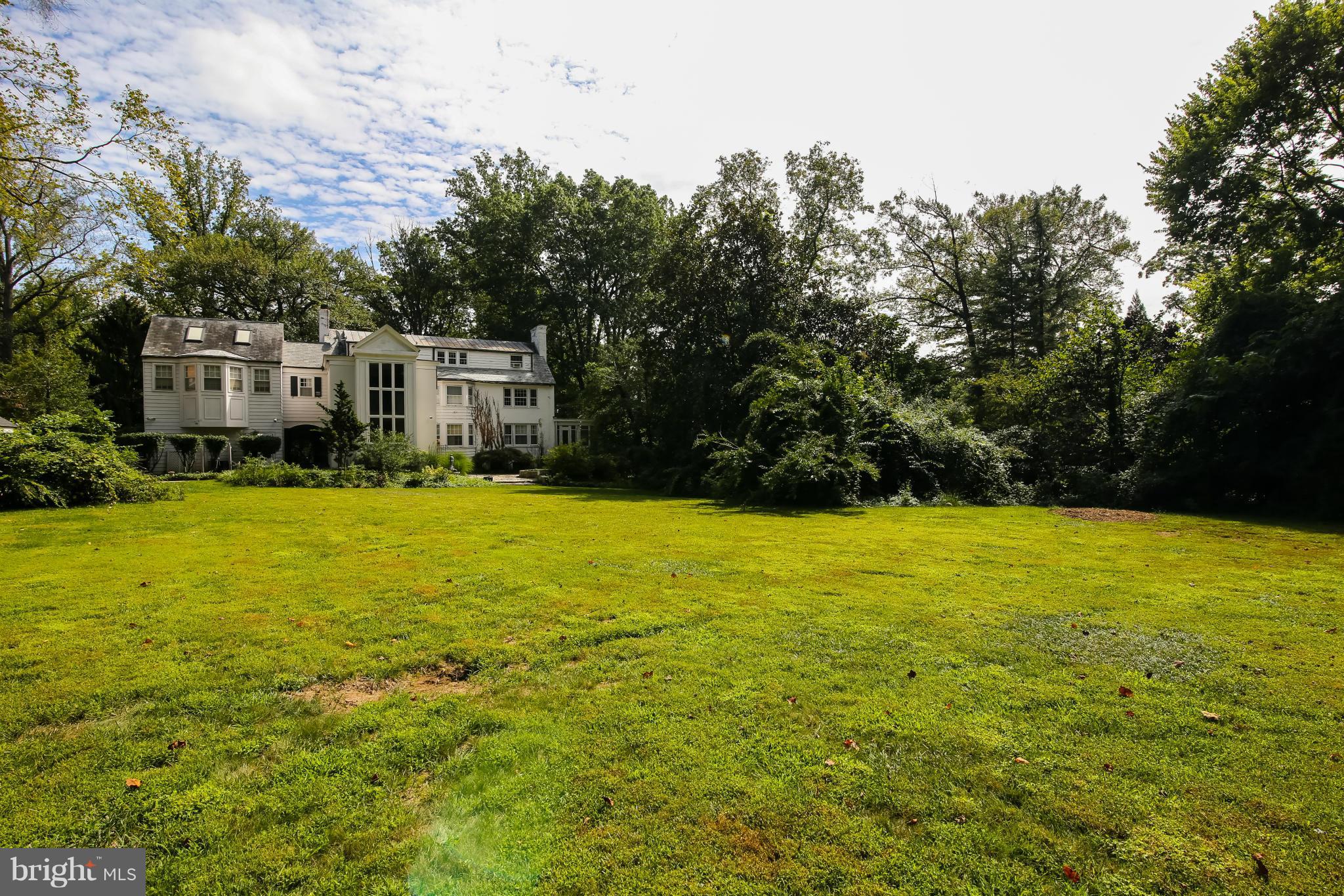9108 Burning Tree Road Bethesda, MD 20817 - Photo 8 of 18 Exterior (Rear)