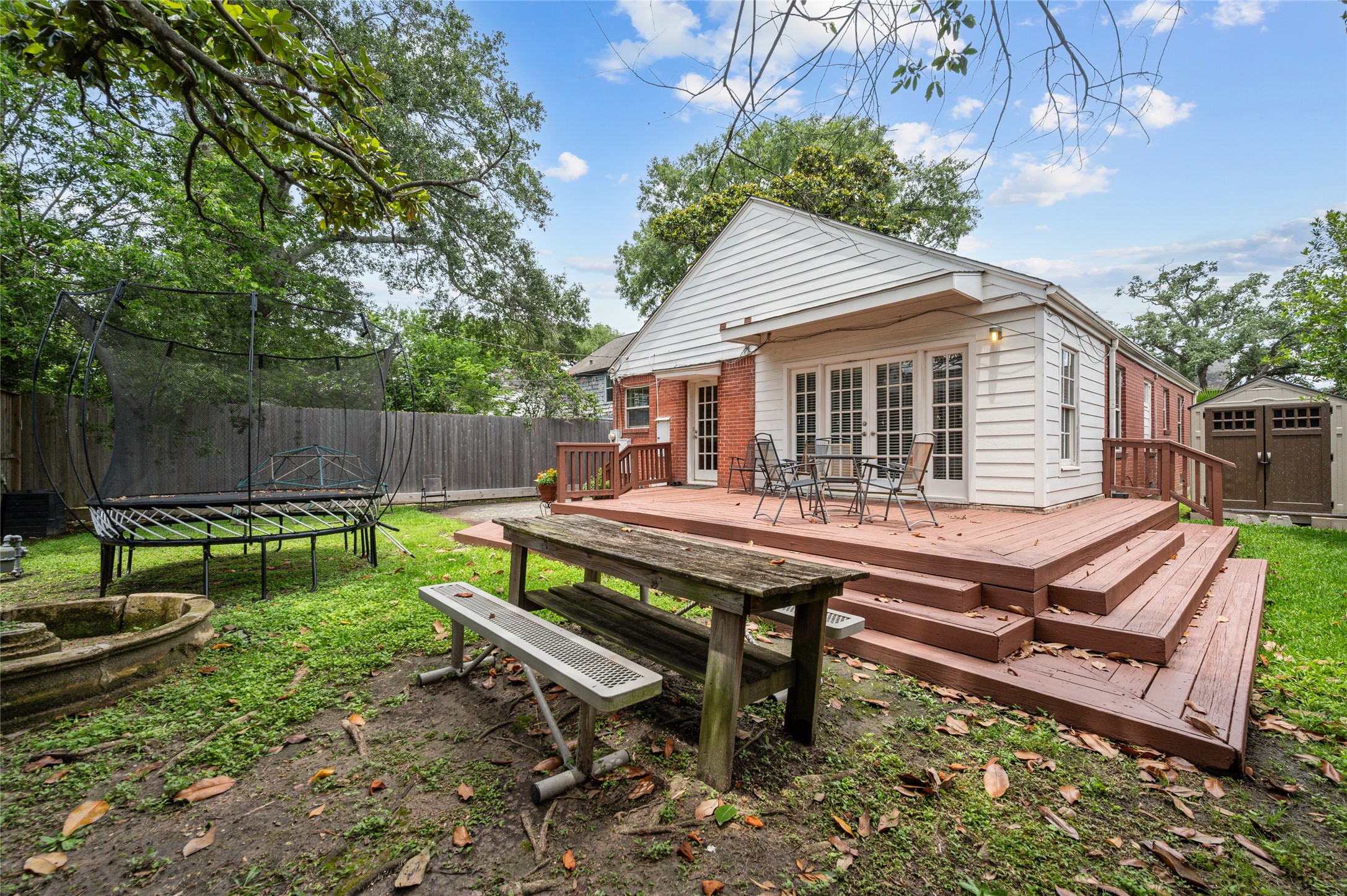 2311 Addison Road Houston, TX 77030 - Photo 40 of 44