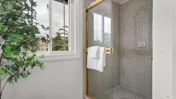 $1,450,000 | 723 Alice Street, Novato, CA 94945