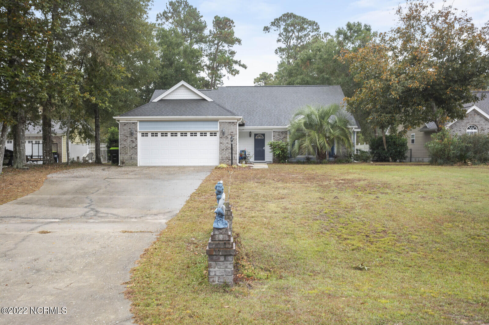 9127 Oak Ridge Plantation Drive Southwest Calabash, NC 28467 - Photo 3 of 53 01_IMG_9205_mls