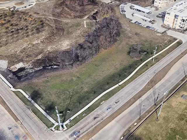 $1 | 4221 North Garland Avenue, Unit LOT 1, Garland, TX 75044