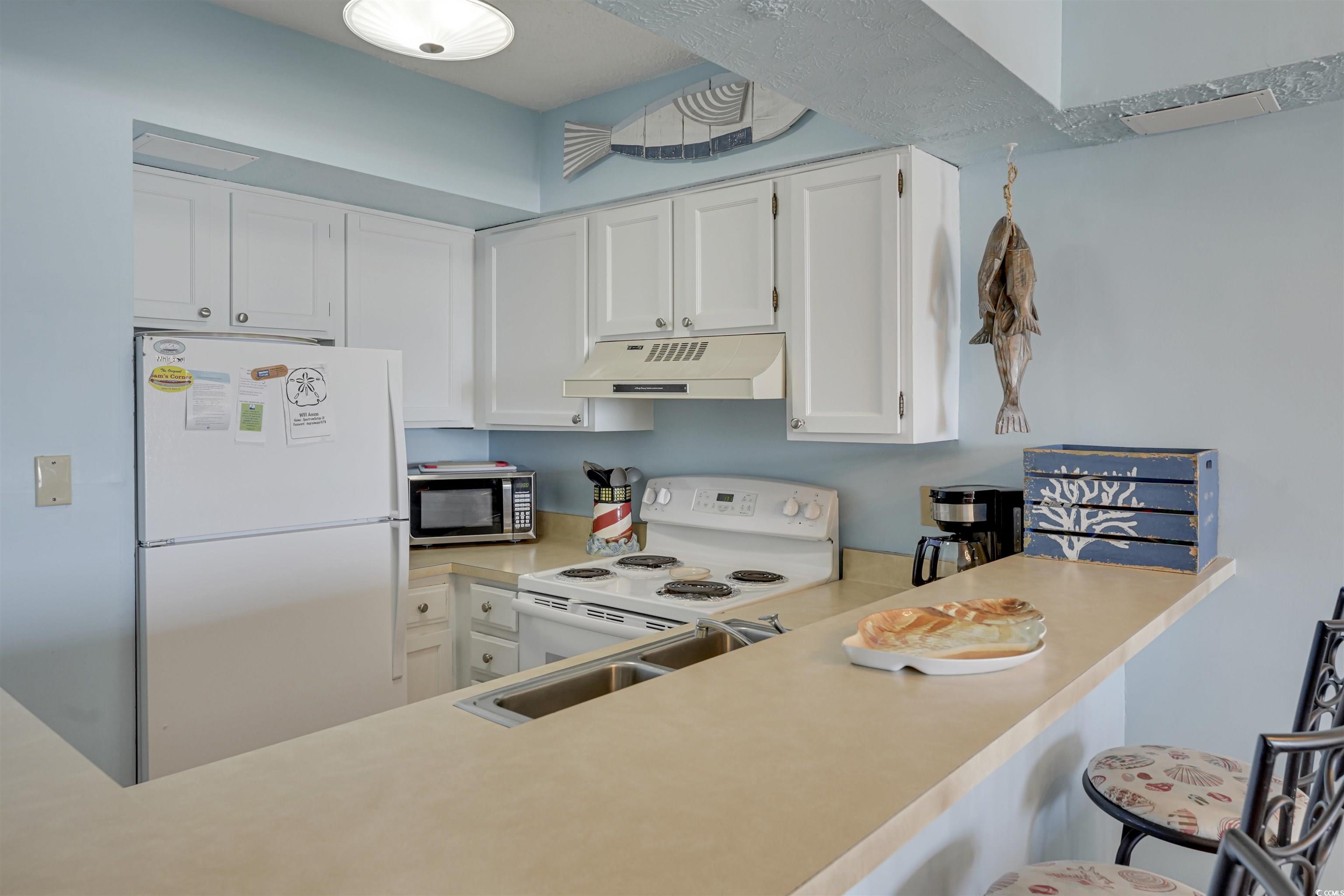 126 North Waccamaw Drive, Unit 101 Murrells Inlet, SC 29576 - Photo 9 of 28