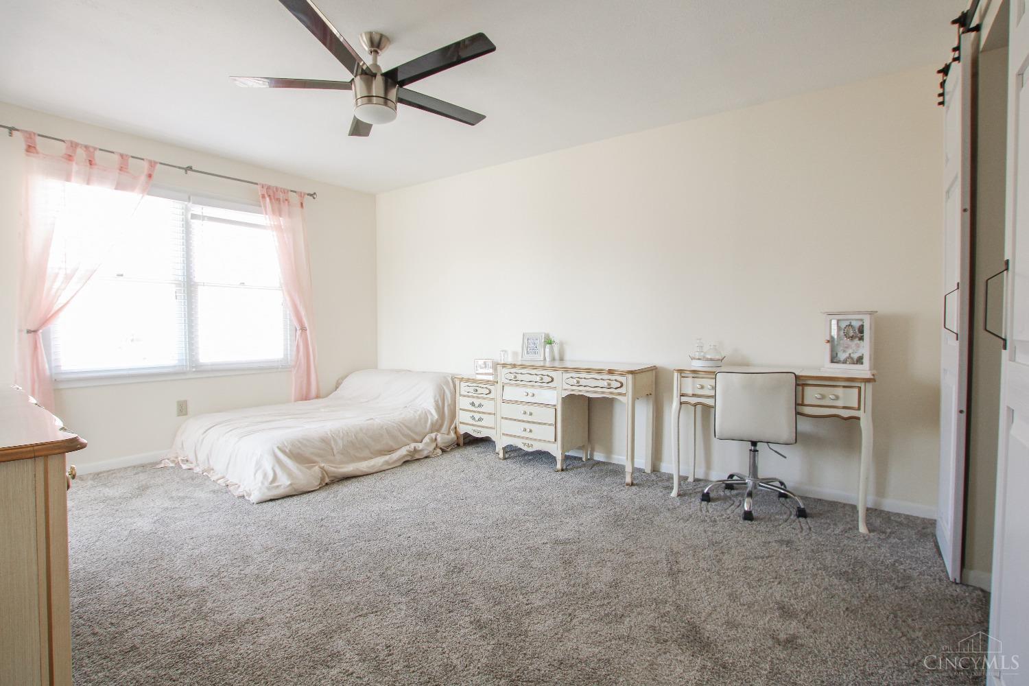 1233 Ebenezer Road Cincinnati, OH 45233 - Photo 8 of 18