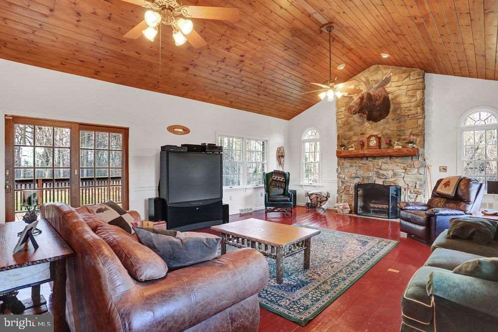5288 Ridge Road Elizabethtown, PA 17022 - Photo 10 of 25 Gallery Image 10