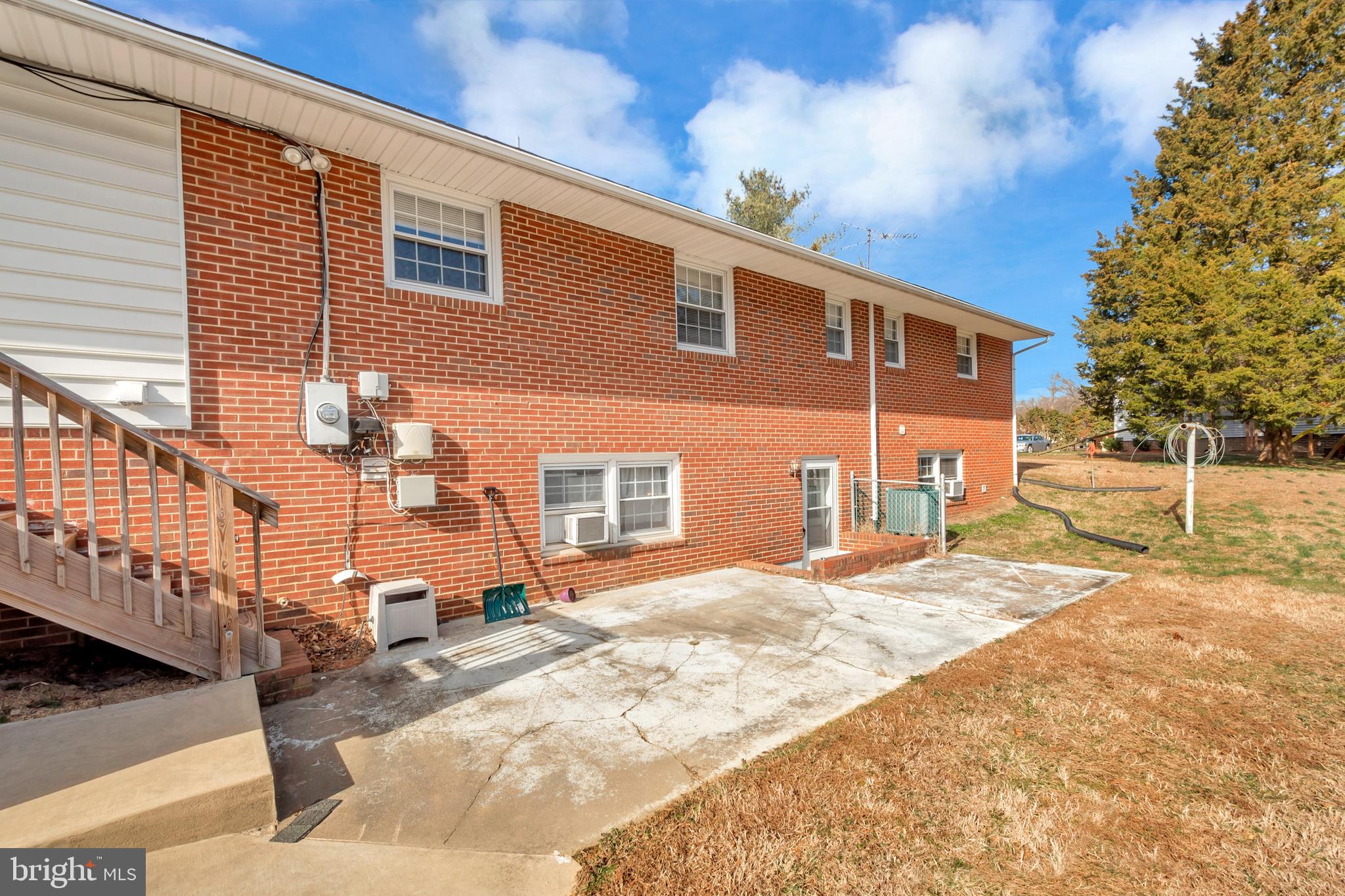 150 Deacon Road, Unit D Fredericksburg, VA 22405 - Photo 2 of 16