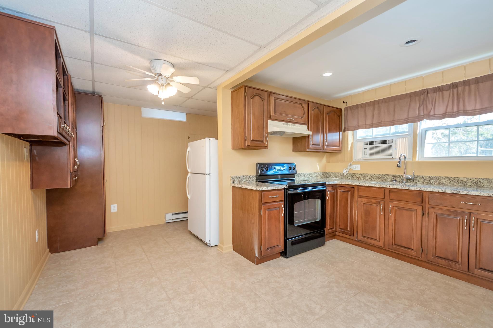 150 Deacon Road, Unit D Fredericksburg, VA 22405 - Photo 4 of 16