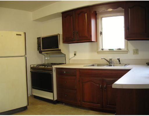 131 Ritter Road Sewickley, PA 15143 - Photo 5 of 12 Kitchen. Kitchen includes door to rear patio.