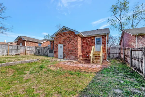 $2,300 | 1216 Idlewild Place, Madison, TN 37115