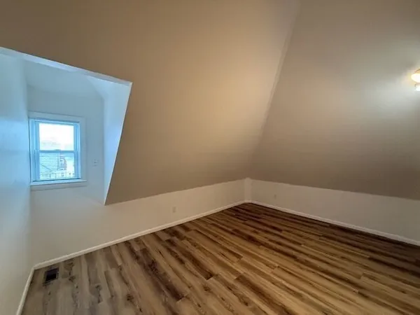 $2,095 | 538 Westford Street, Unit 3, Lowell, MA 01851