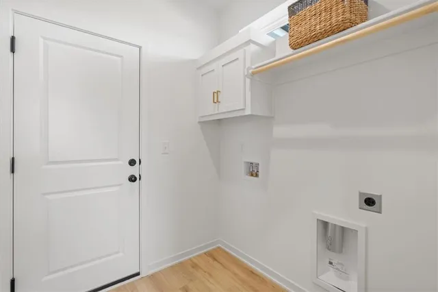 $527,000 | 2607 Southwest Firefly Lane, Lee's Summit, MO 64082