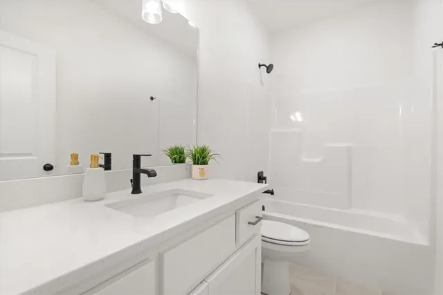 $527,000 | 2607 Southwest Firefly Lane, Lee's Summit, MO 64082