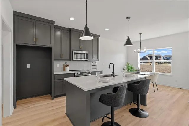 $527,000 | 2607 Southwest Firefly Lane, Lee's Summit, MO 64082