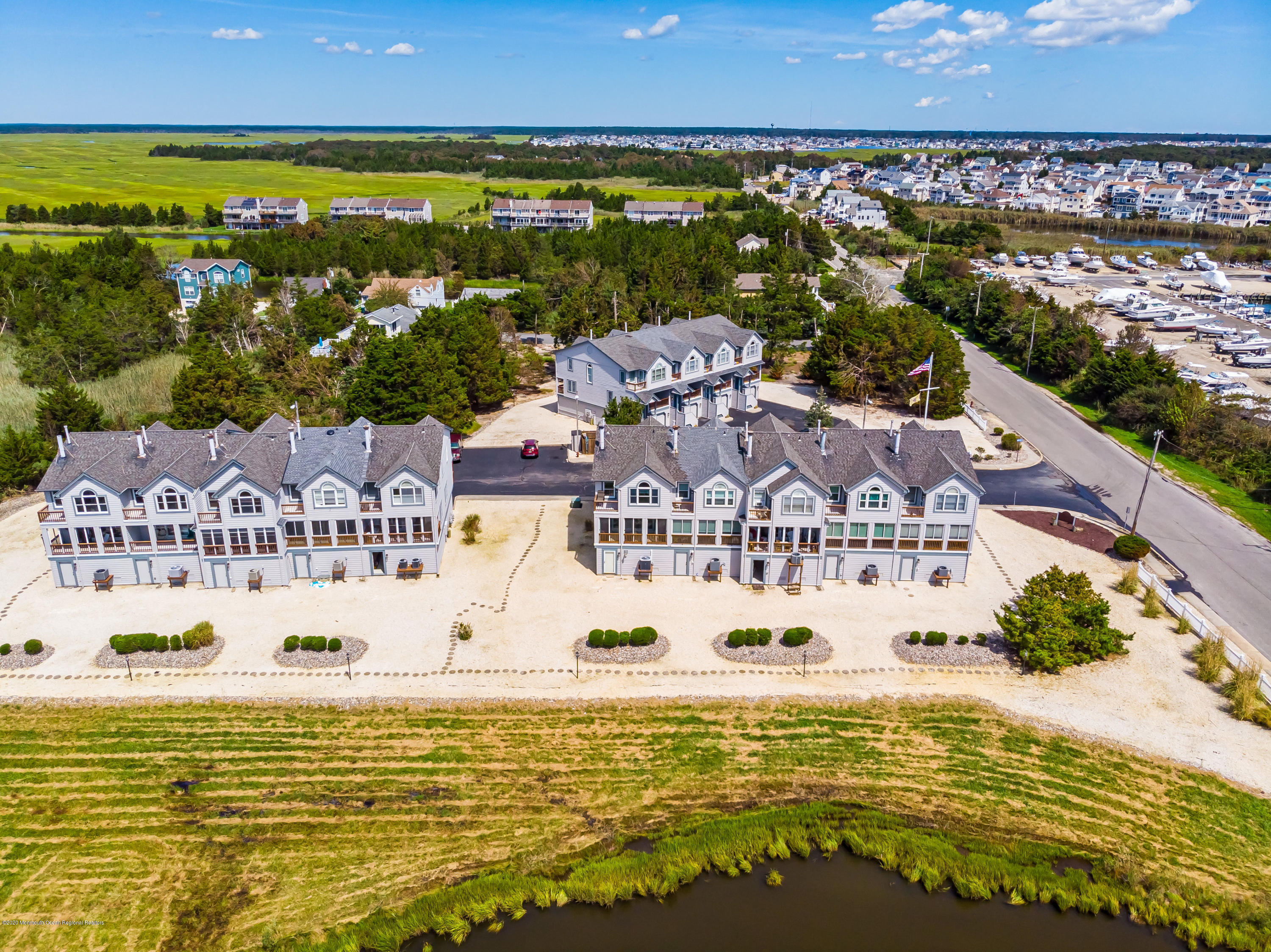 9 Mariners Pointe W Little Egg Harbor, NJ 08087 - Photo 11 of 37 9 Mariners Point W Little Egg-print-011-
