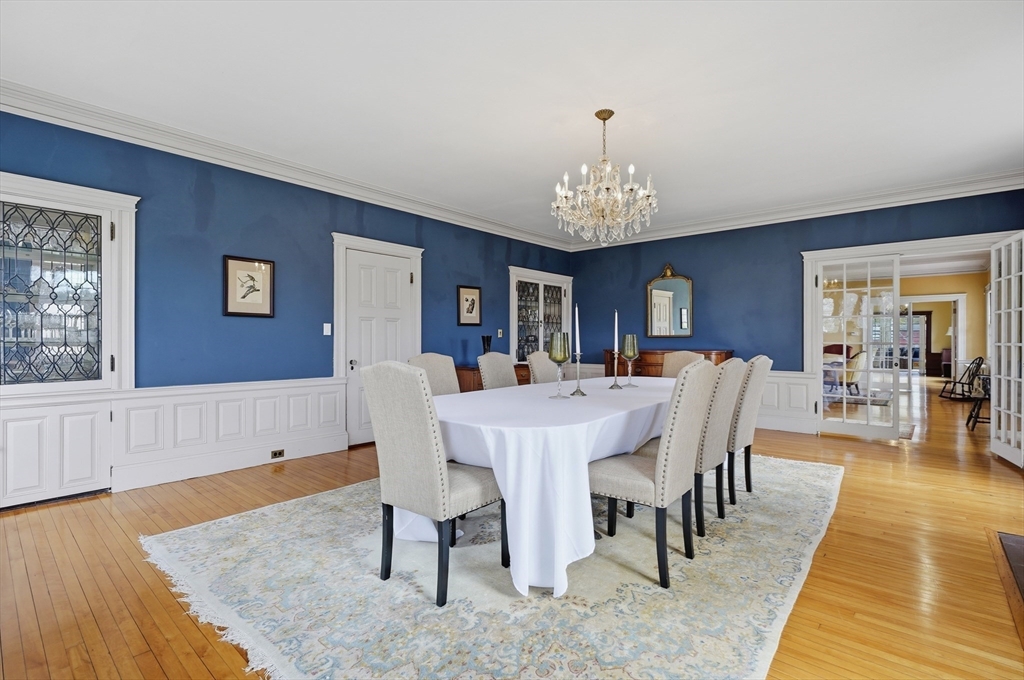 372 Main Street Amesbury, MA 01913 - Photo 18 of 42 a view of a dining room with furniture