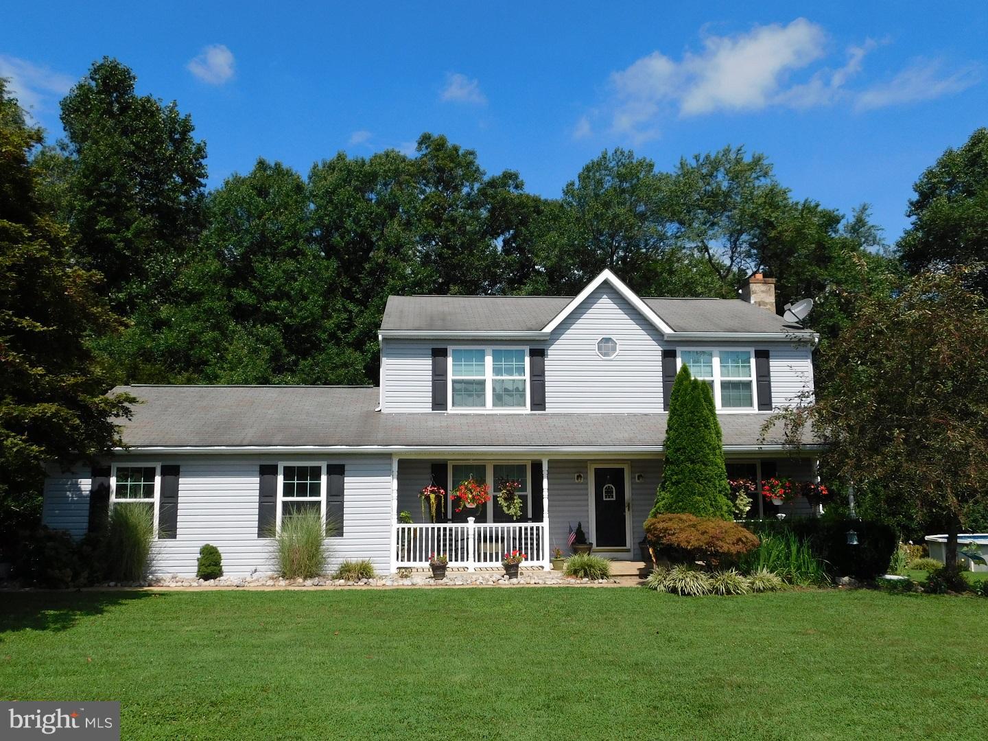 252 Schoolhouse Road Quarryville, PA 17566 - Photo 1 of 22 Front View