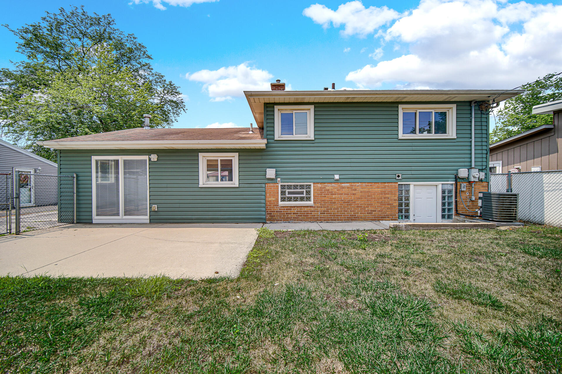 7949 Jackson Avenue Munster, IN 46321 - Photo 21 of 23 1920x1280