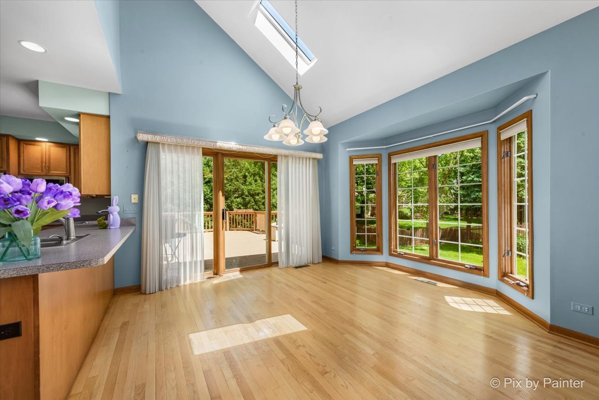 2408 Cloverdale Road Naperville, IL 60564 - Photo 15 of 47 Gallery Image 15