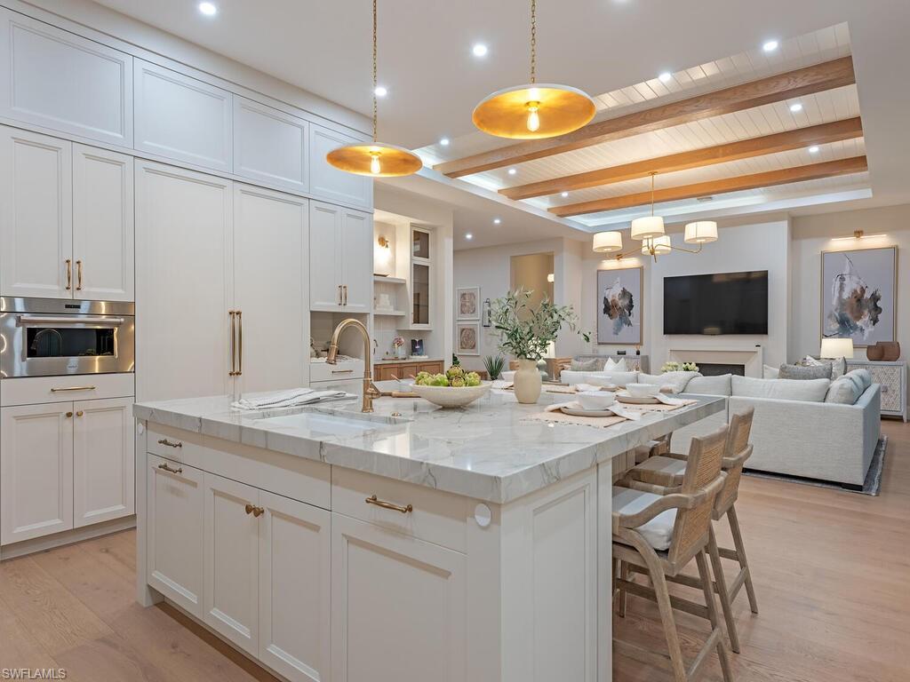 448 Devils Lane Naples, FL 34103 - Photo 12 of 36