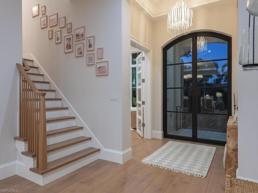 448 Devils Lane Naples, FL 34103 - Photo 4 of 36