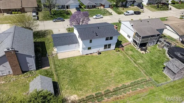 $300,000 | 320 Sumter Drive, Belleville, IL 62221