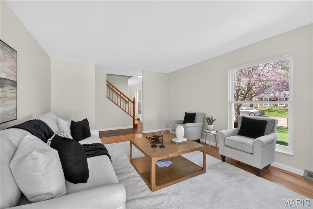 320 Sumter Drive Belleville, IL 62221 - Photo 4 of 35