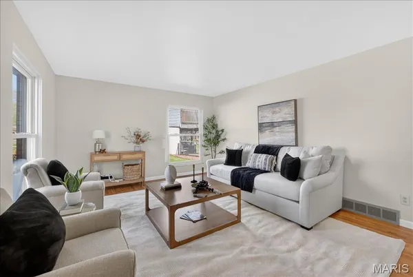 $300,000 | 320 Sumter Drive, Belleville, IL 62221