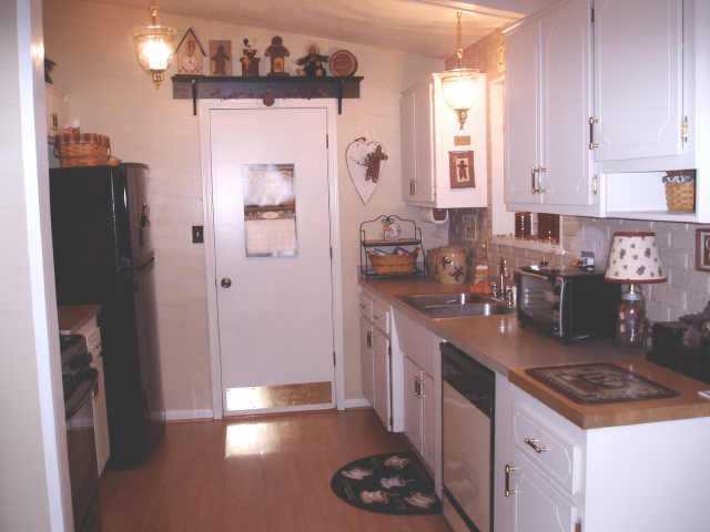 335 Dunbarton Road Columbus, OH 43230 - Photo 4 of 8