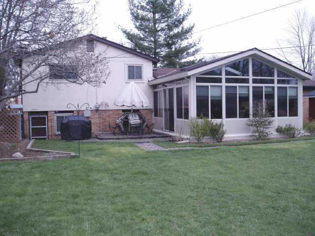 335 Dunbarton Road Columbus, OH 43230 - Photo 7 of 8