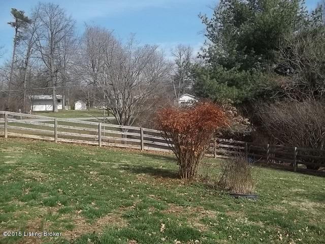 3685 Bells Ml Road Shepherdsville, KY 40165 - Photo 35 of 35 103_1478.JPG