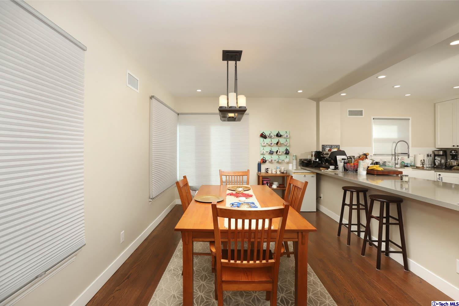 1639 Cleveland Road Glendale, CA 91202 - Photo 9 of 28