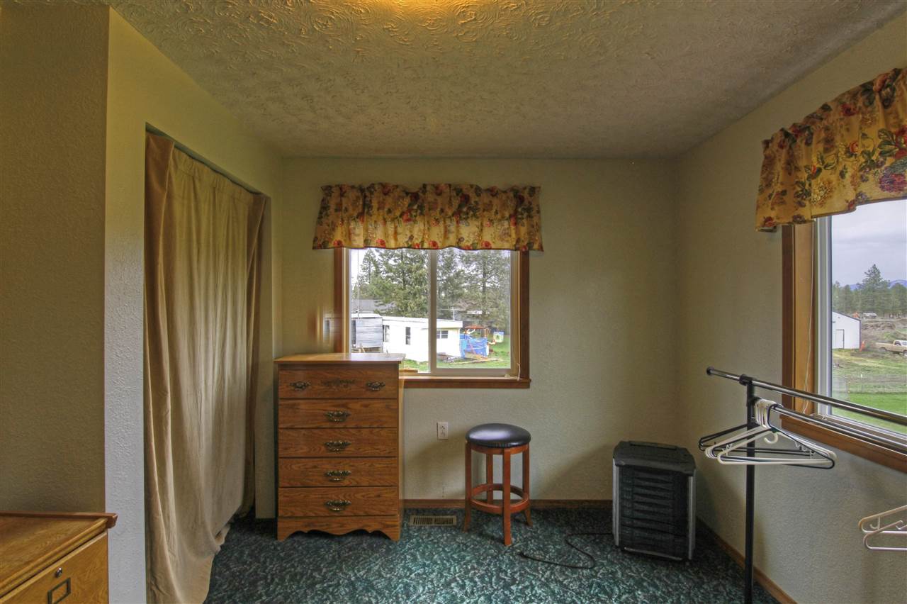 12902 North Yale Road Mead, WA 99021 - Photo 11 of 20 Gallery Image 11