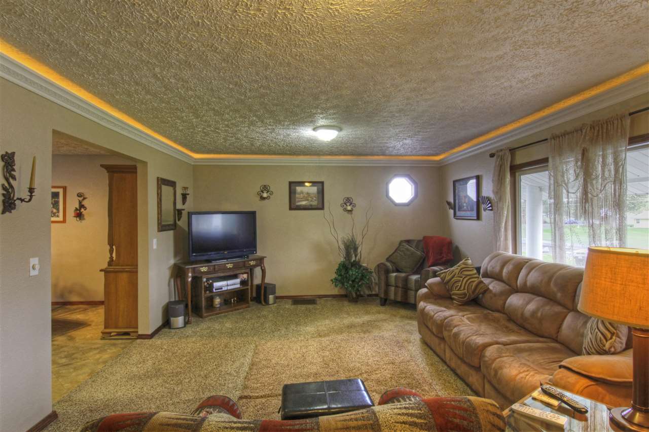 12902 North Yale Road Mead, WA 99021 - Photo 4 of 20 Gallery Image 4