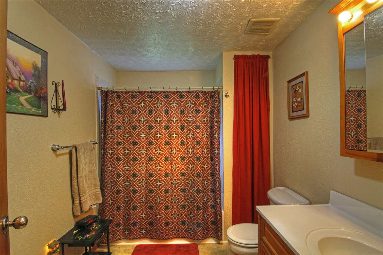 12902 North Yale Road Mead, WA 99021 - Photo 10 of 20 Gallery Image 10