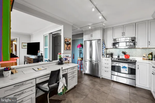 $539,000 | 4100 North Charles Street, Unit 914, Baltimore, MD 21218